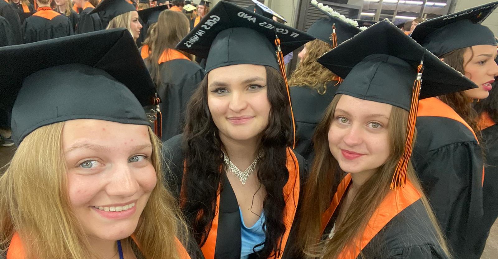 Giulia_graduation_amici